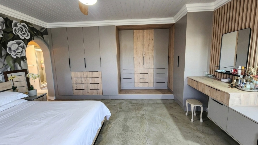 4 Bedroom Property for Sale in Vaalpark Free State